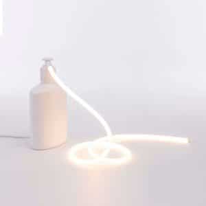 15353 lampa stołowa neon led seletti daily glow soap włączona