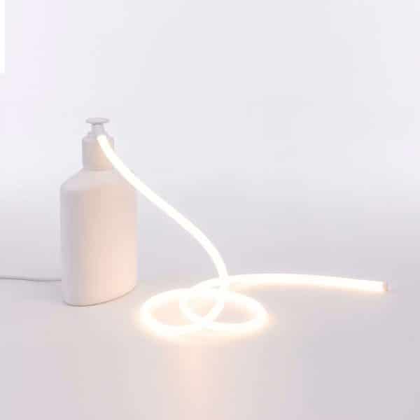 15353 lampa stołowa neon led seletti daily glow soap włączona