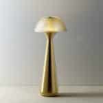 Bezprzewodowa lampka nocna Mushlampio w aranżacji