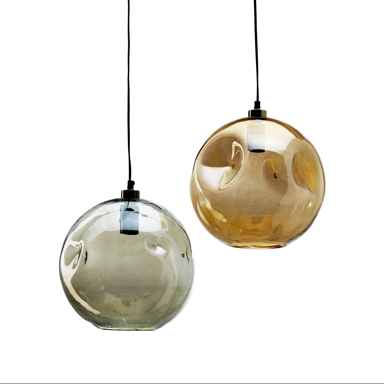 the-bubbella-pendant-szklana-lampa-szklo-z-recyklingu-bazar-bizar-product-aranzacja-wnetrza-jadalnia